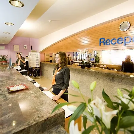 Hotel Monarque Park
