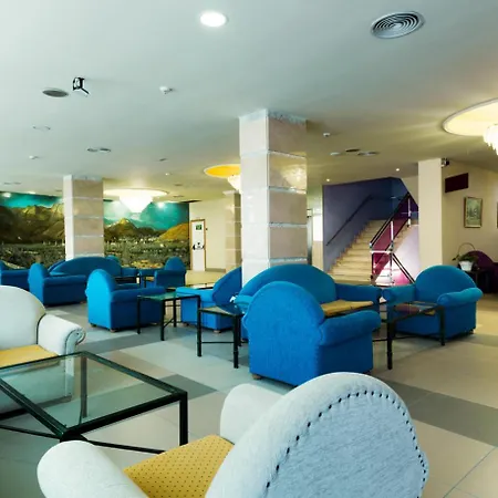 Monarque Park 4*