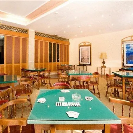 Ξενοδοχείο Monarque Park 4*